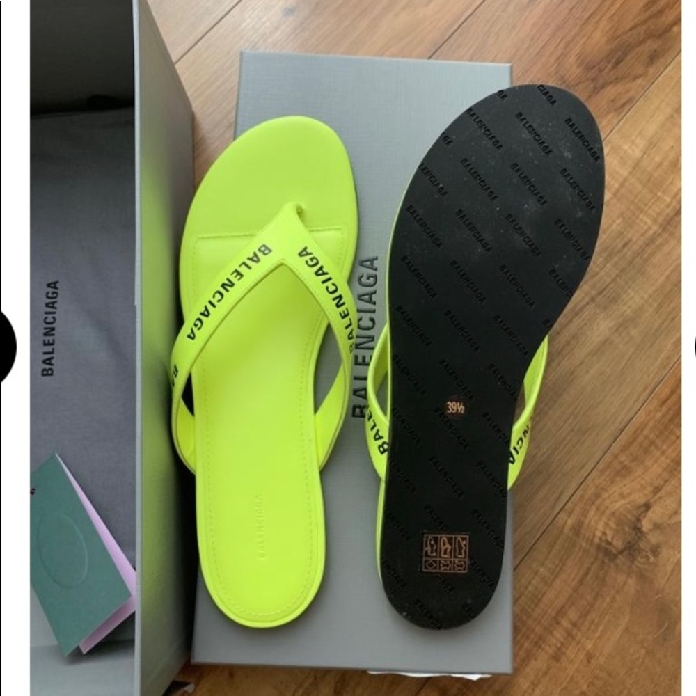Balenciaga logo thong slide sandal